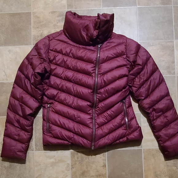 Patagonia Asymmetrical Puffer Jacket - Picture 1 of 7